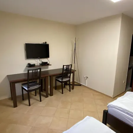 Ξενοδοχείο Pod Zelenou 3*